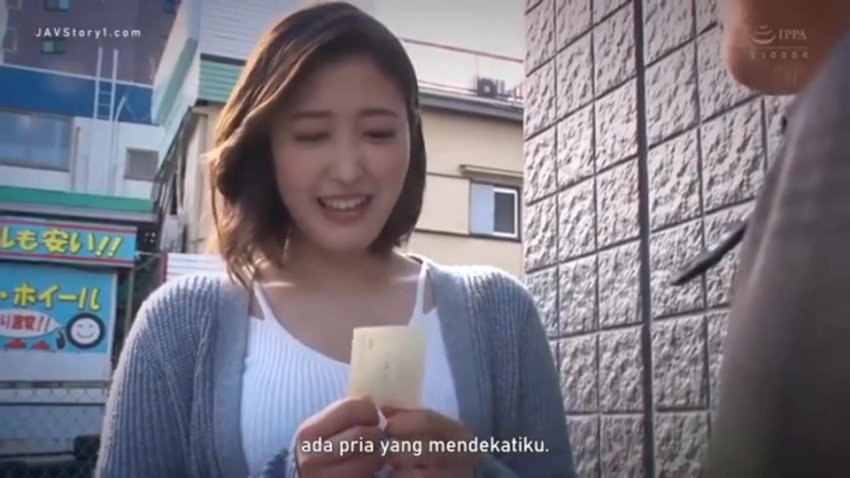 Cewek Genit Ngewe Bareng Pacar di Sofa