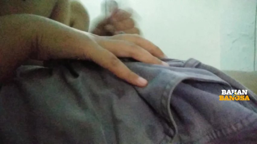 Cewek Jilbab Dientot Sampai Njerit di Taman Belakang