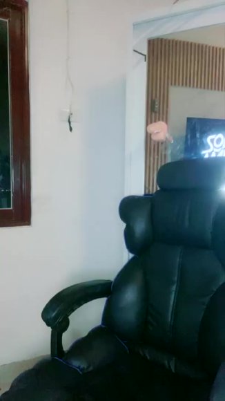 Siswi Nakal Colmek Brutal di Taman Belakang