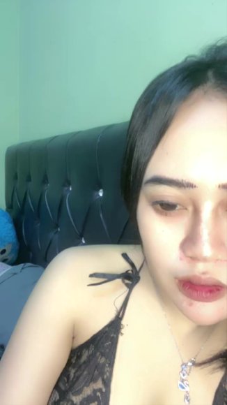 Mbak Binal Minta Dientot Keras di Bawah Meja