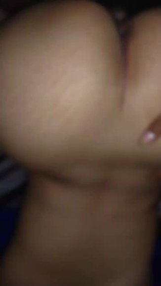 Cewek Jilbab Ngulum Kontol di Balkon