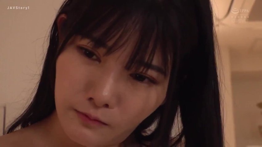 Janda Sange Ngentot Tanpa Ampun di Meja Belajar
