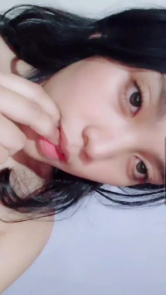 Cewek SMA Rekam Sambil Coli di Dapur