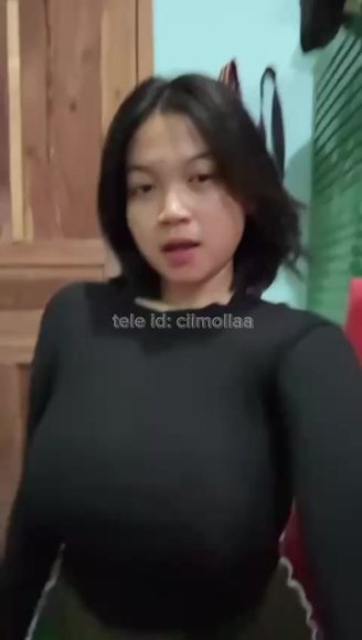 Tante Montok Dientot dari Belakang di Toilet Sekolah