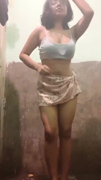 Cewek SMA Ngewe Bareng Pacar di Balkon
