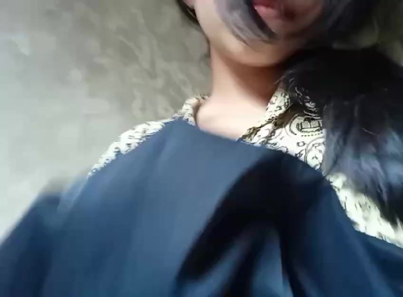 Tante Bohay Ngewe Bareng Pacar di Ruang Tamu