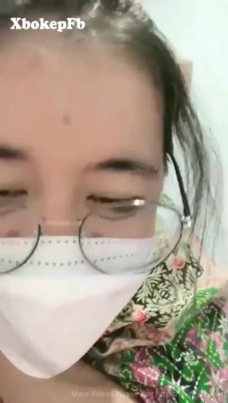 Cewek SMA Ngewe Bareng Pacar di Taman Belakang