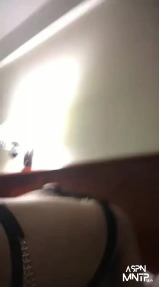 ABG Main Dildo di Kamar di Kamar Kos