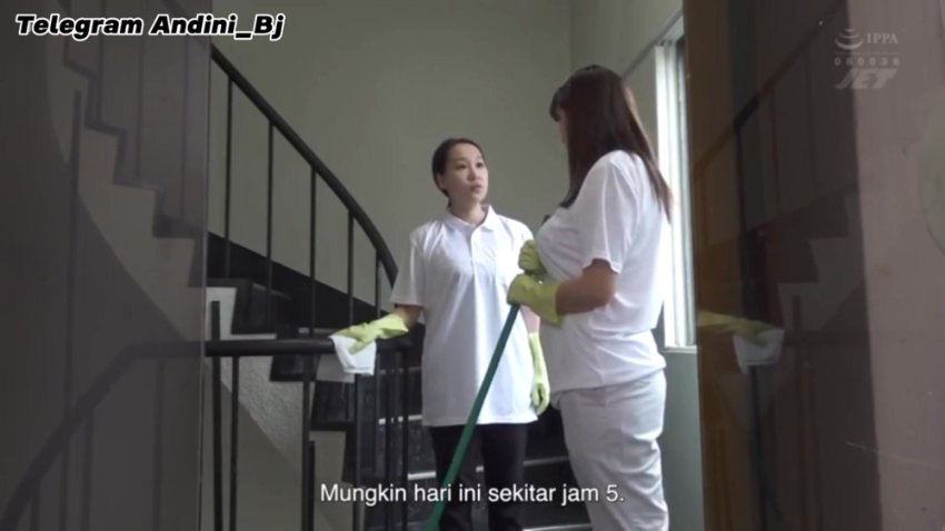 ABG Dientot Sampai Njerit di Balkon