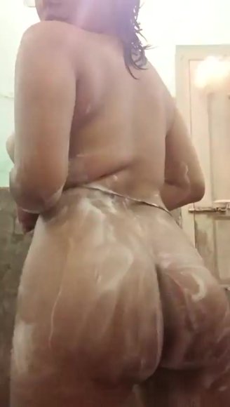Tante Montok Sange Berat Langsung Ngewe di Meja Belajar