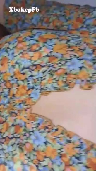 Cewek Jilbab Rekam Sambil Coli di Taman Belakang