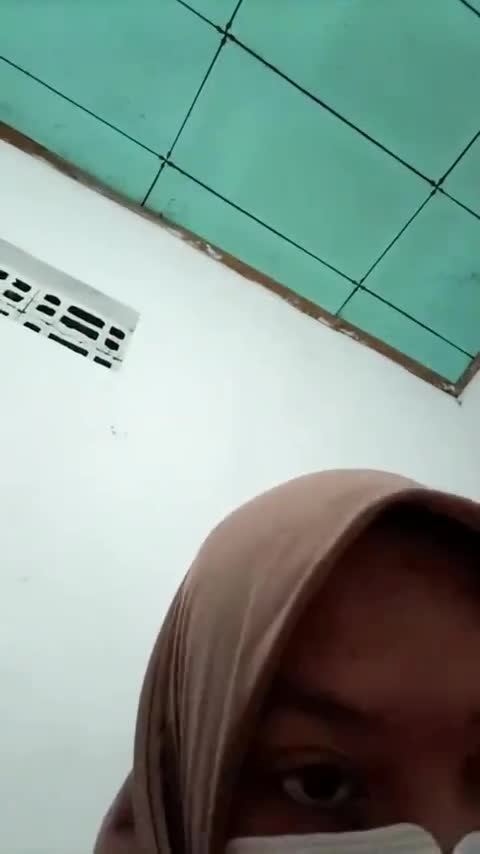 Tante Montok Main Dildo di Kamar di Dapur