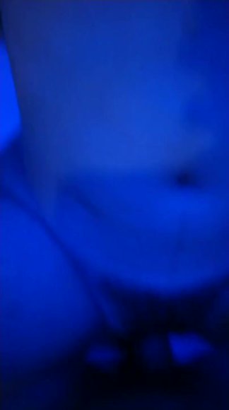 Janda Sange Sange Berat Langsung Ngewe di Kamar Kos