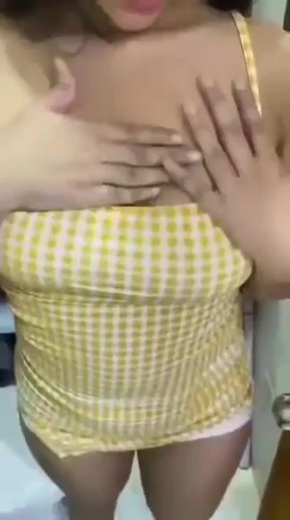 Cewek SMA Ngewe Bareng Pacar di Sofa