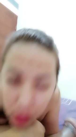 Tante Bohay Live Show Buka CD di Meja Belajar