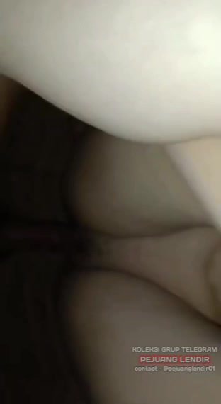 Tante Montok Sange Berat Langsung Ngewe di Balkon