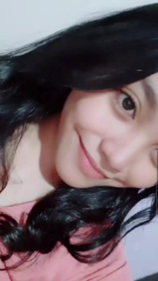 Cewek SMA Disetubuhin Diam-diam di Sofa