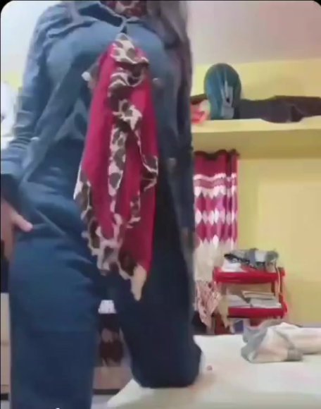 ABG Main Dildo di Kamar di Balkon