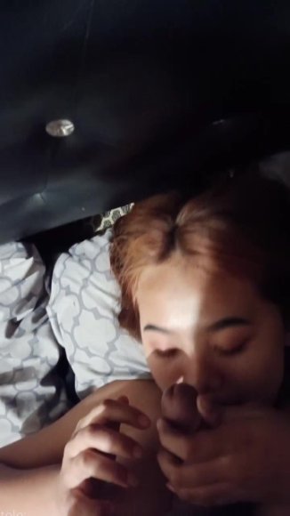 Mbak Binal Dientot dari Belakang di Taman Belakang