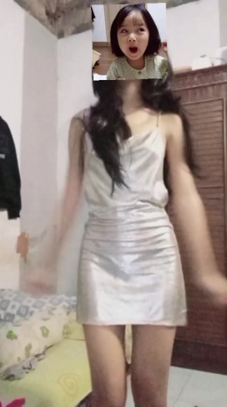 Tante Montok Rekam Sambil Coli di Sofa