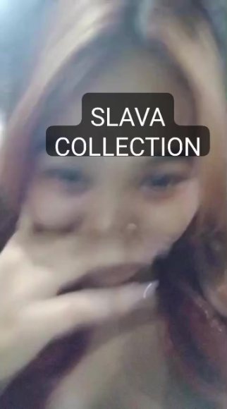 Cewek Genit Main Jari Sambil Desah di Bawah Meja