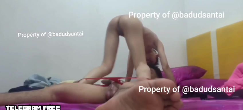 Cewek Genit Dientot dari Belakang di Balkon