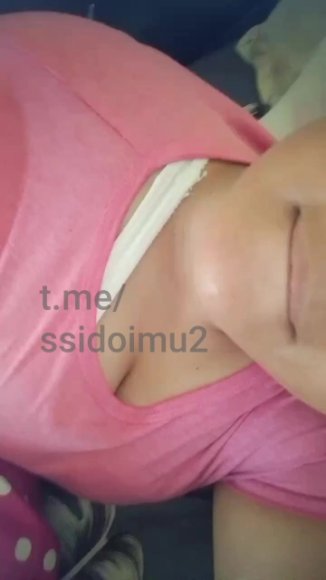 Cewek Kacamata Sange Berat Langsung Ngewe di Kamar Mandi