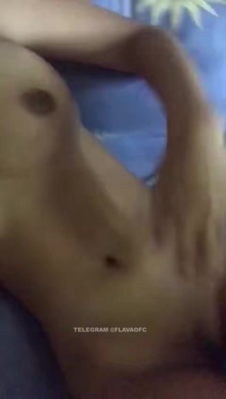 Cewek SMA Ngentot Tanpa Ampun di Bawah Meja