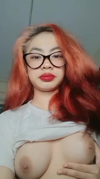 Tante Montok Ngentot Tanpa Ampun di Balkon