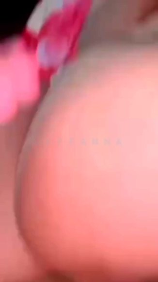 Cewek Genit Sange Berat Langsung Ngewe di Dapur
