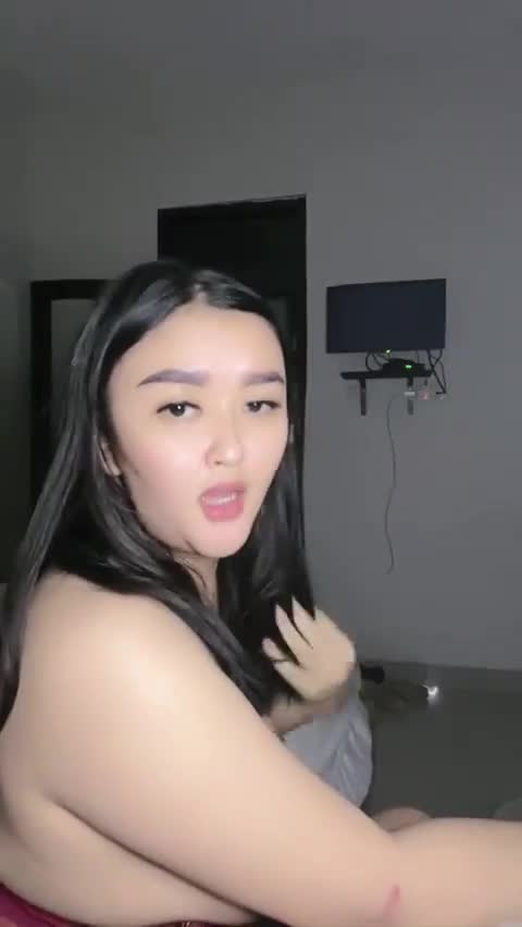 ABG Dientot Sampai Njerit di Meja Belajar