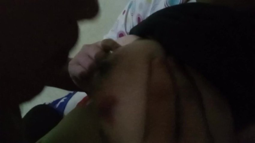 Cewek SMA Colmek Brutal di Sofa