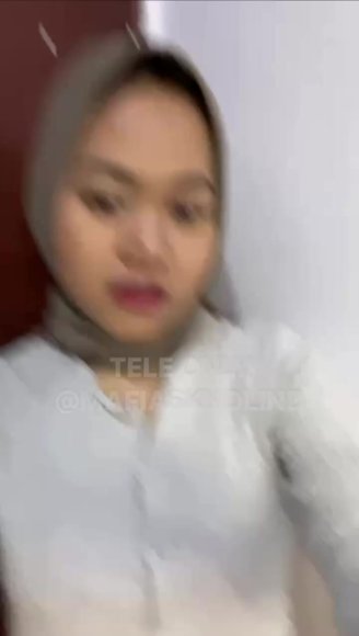ABG Rekam Sambil Coli di Kamar Mandi