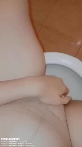 Janda Sange Sange Berat Langsung Ngewe di Taman Belakang
