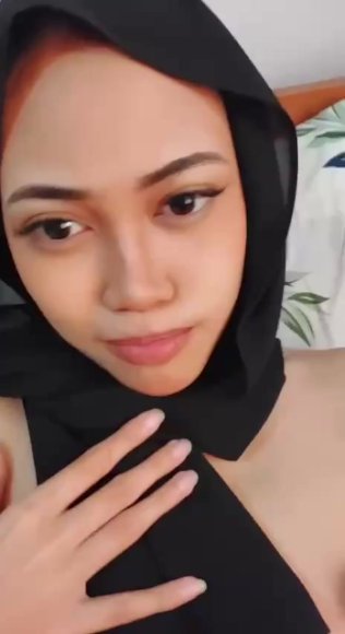 Cewek SMA Dientot Sampai Njerit di Sofa