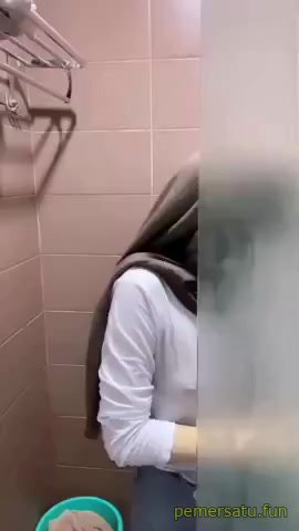 Janda Sange Ngentot Tanpa Ampun di Kamar Kos