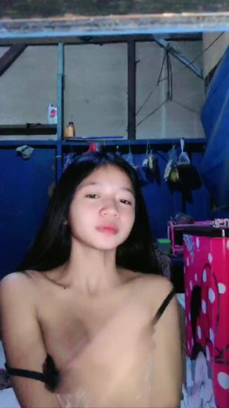 Tante Bohay Live Show Buka CD di Ruang Tamu