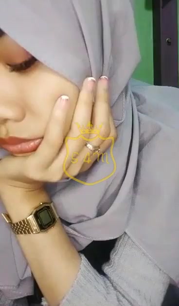 arini cewek kerudung jilbab vcs colmek pake dildo