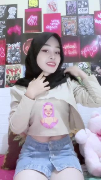 Cewek Genit Main Jari Sambil Desah di Toilet Sekolah