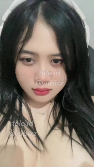Cewek Jilbab Minta Dientot Keras di Balkon