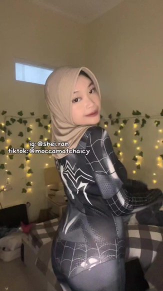 Cewek Jilbab Ngentot Tanpa Ampun di Balkon