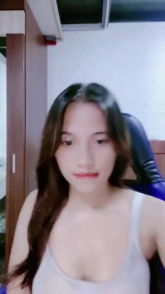 Mbak Binal Ngewe Bareng Pacar di Kamar Mandi