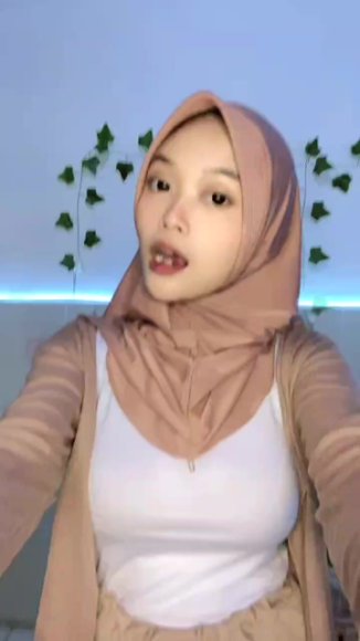 Cewek Jilbab Sange Berat Langsung Ngewe di Toilet Sekolah