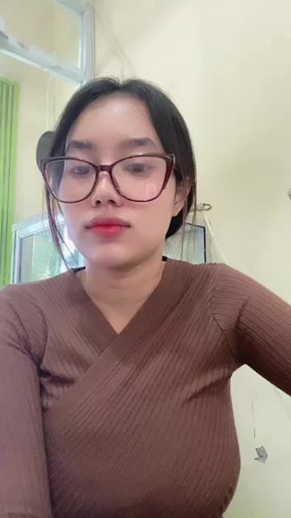 Cewek Genit Ngentot Tanpa Ampun di Kamar Mandi