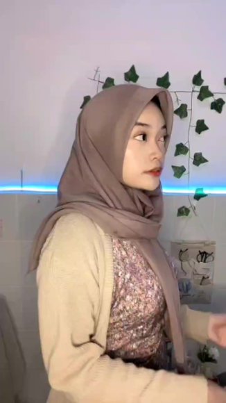 Janda Sange Dientot Sampai Njerit di Toilet Sekolah