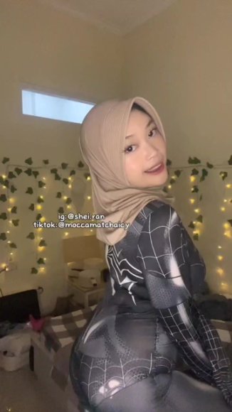 ABG Disetubuhin Diam-diam di Kamar Mandi