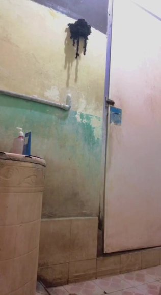 Tante Bohay Dientot dari Belakang di Balkon