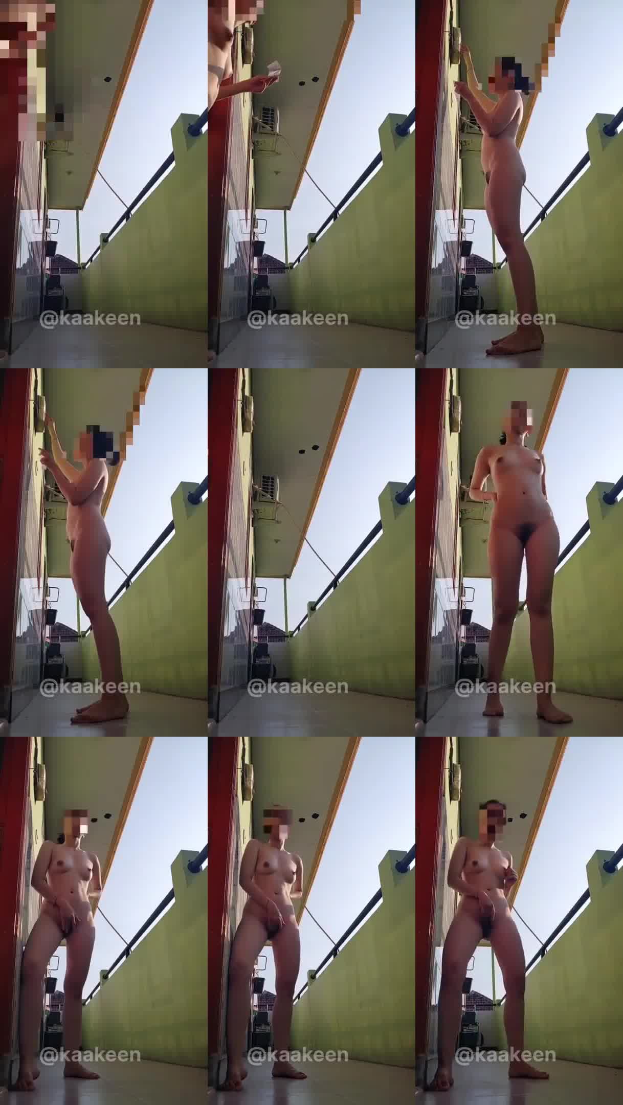 Eksib depan kamar kost 2