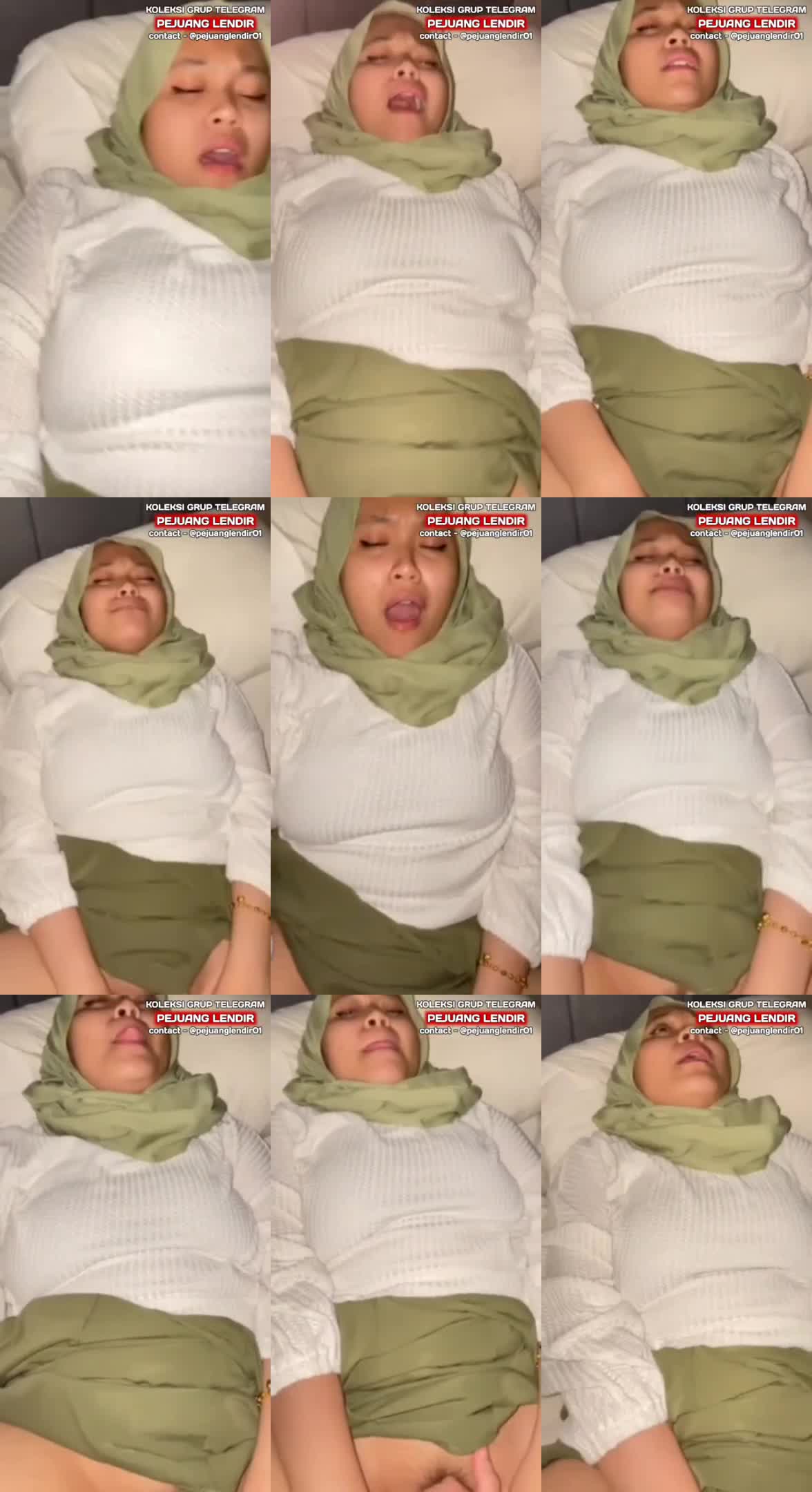 Ajirah ibu Guru Hijab - Desahnya enak banget