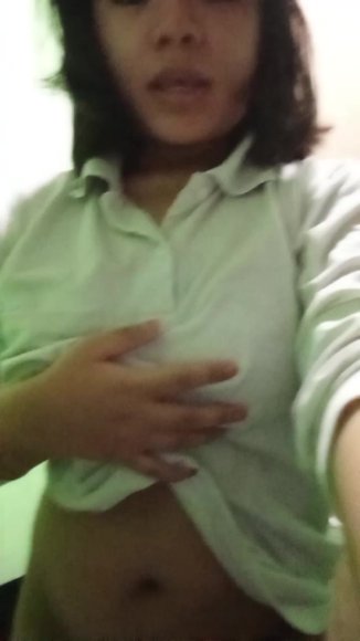 Mbak Binal Dientot dari Belakang di Kamar Mandi